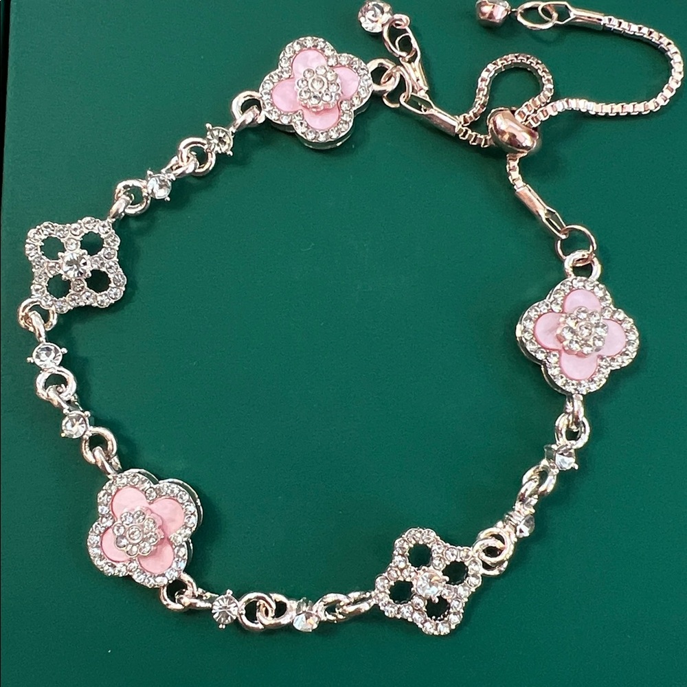 5 Clover Bracelet